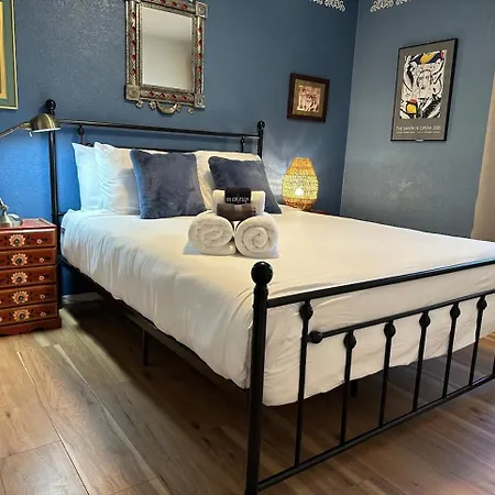 1 Bedroom Apartment Wbalcony